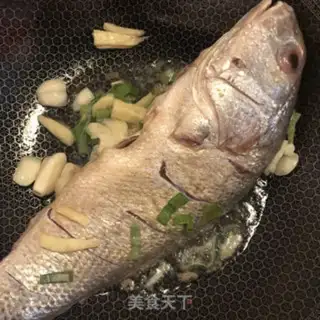 Make Big yellow fish stew step 3