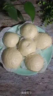 Make White buns step 11