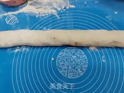Make Sofa rolls step 4