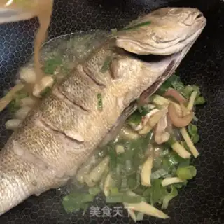 Make Big yellow fish stew step 5