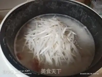 Make radish sausage congee step 3