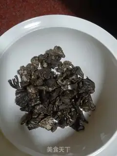 Make Green pepper fried eggs and oxen dry Bacillus step 0
