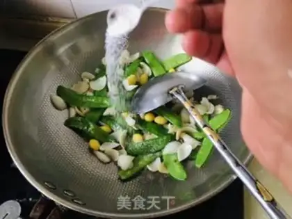 Make Dutch beans for lilies step 6