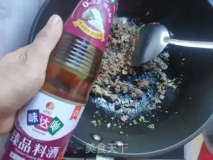 Make Meat sauce noodles step 4