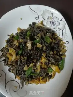 Make Green pepper fried eggs and oxen dry Bacillus step 6
