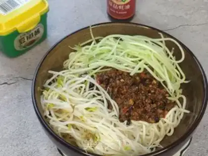 Make Meat sauce noodles step 9