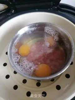 Make Eggcake soup step 4