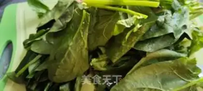 Make Spicy spinach step 0