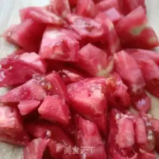 Make Shrimp skinball tomato soup step 0