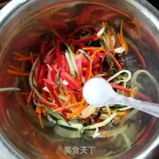Make Five-coloured chicken silk step 13