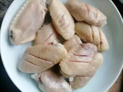 Make Red chicken wings step 1