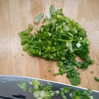Make Shrimp skinball tomato soup step 17