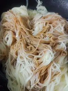 Make Onion noodles step 6
