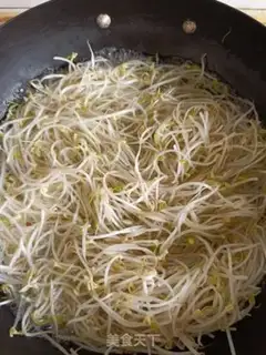 Make Green bean sprouts step 2
