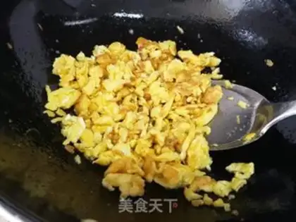 Make Tomato eggs for noodles step 1