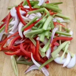 Make Onion pepper celery step 0