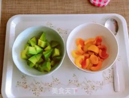 Make Yogurt and fruit step 3