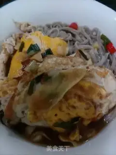 Make Spicy egg noodle step 7