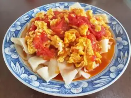 Make Tomato eggs for noodles step 9