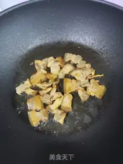 Make Five flowers for plum mushrooms step 3