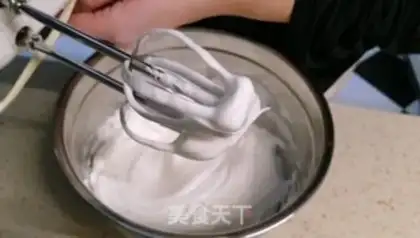 Make Cranberry white chocolate cake step 10