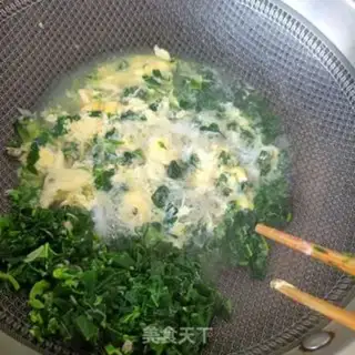 Make Meatloaf and fried eggs step 5