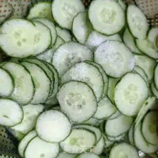 Make Spicy cucumber step 2