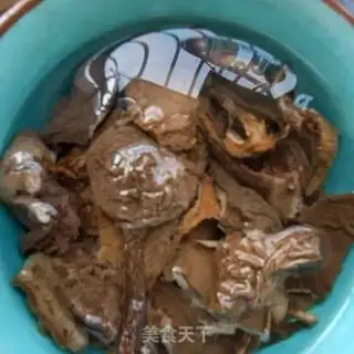 Make White mushroom mushrooms back to the pot step 6