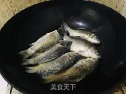 Make Sausage fish step 2