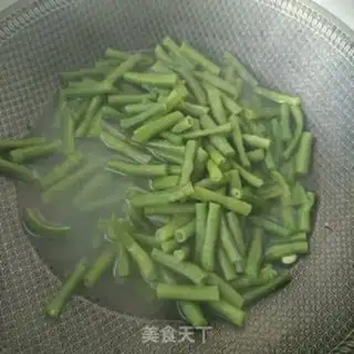 Make The meat and the beans step 4