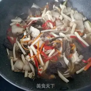 Make White mushroom mushrooms back to the pot step 20