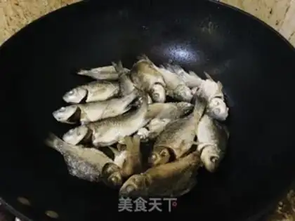 Make Squid soup step 1