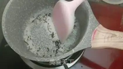 Make Red bean-burned fairygrass milk tea step 3
