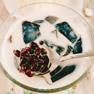 Make Red bean-burned fairygrass milk tea step 10