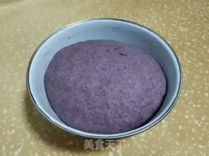 Make Black rice buns step 5