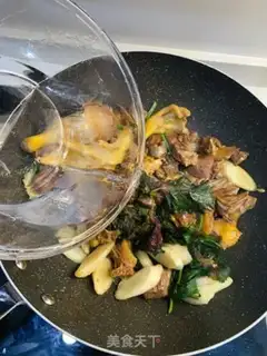 Make A wide-range ginger duck step 7