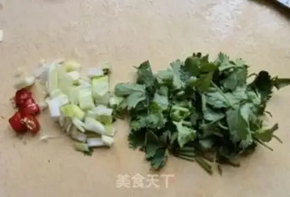 Make Bone soup, yellowfish balls step 2