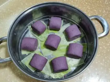 Make Black rice buns step 7