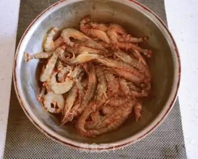 Make Pretzels and prawns step 0
