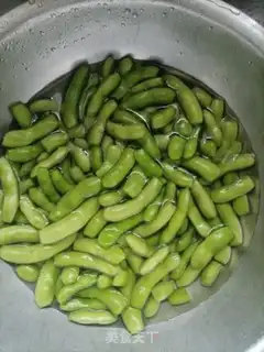 Make Spicy water for beans step 1