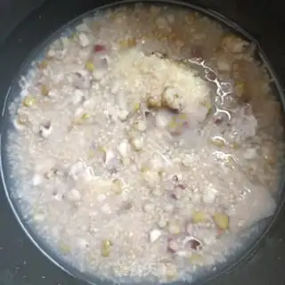 Make Two bean porridges full of wheat step 0