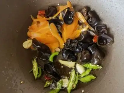 Make Carrot luminous shrimp step 7