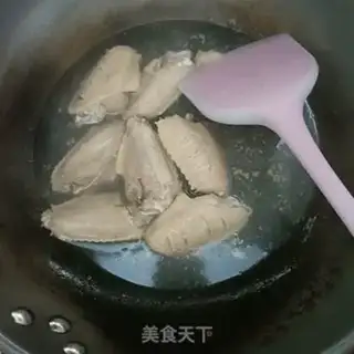 Make The cola chicken is on the wing step 3
