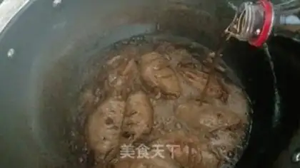 Make The cola chicken is on the wing step 7
