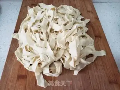 Make Beef garlic for noodles step 3
