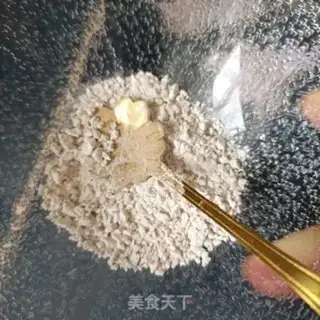 Make Peanut powder step 1