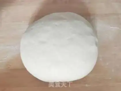 Make Pork cuisine, three fresh dumplings step 0