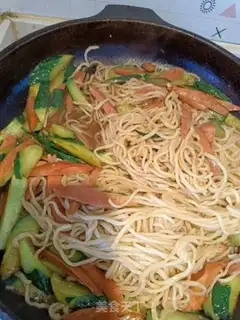 Make Fried noodles step 5