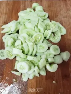 Make Garlic onion cucumbers step 2