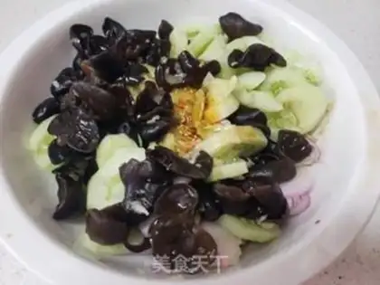 Make Garlic onion cucumbers step 5